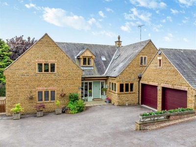 5 Bedroom House Oakham Leicestershire