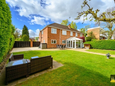 5 bedroom semi-detached house for sale in Broad Lane, Coventry * Five Bedrooms / Large Corner Plot *, CV5