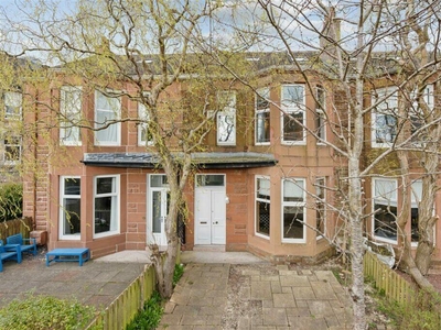 5 bedroom terraced house for sale in 2 Corrie Grove, Netherlee, G44