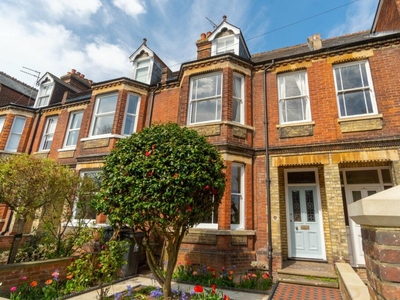5 bedroom terraced house for sale in Roper Road, Canterbury, Kent, CT2