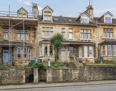5 bedroom terraced house for sale in Wells Road, Bath, Somerset, BA2