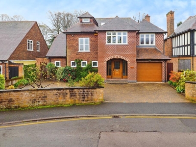 6 bedroom detached house for sale in Sutton Passeys Crescent, Wollaton Park, Nottinghamshire, NG8
