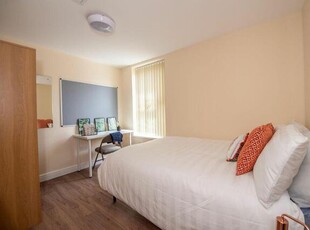 6 Bedroom House Birkenhead Merseyside