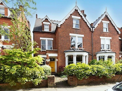 6 bedroom semi-detached house for sale in Parliament Hill, London, NW3