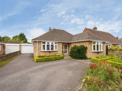 Bungalow for sale in Cherry Tree Avenue, Kirby Muxloe, Leicester LE9