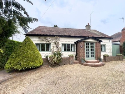 Bungalow for sale in Priory Avenue, Harlow CM17