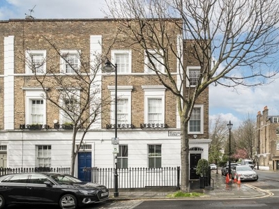 Detached house for sale in Richmond Avenue, London N1