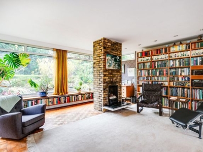 Detached house for sale in View Close, Kenwood, London N6