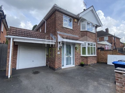 Detached house to rent in Forest Rise, Thurnby LE7