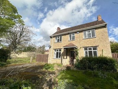 Detached house to rent in High Street, Odell MK43