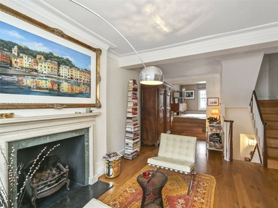 Detached house to rent in Lonsdale Road, Notting Hill W11