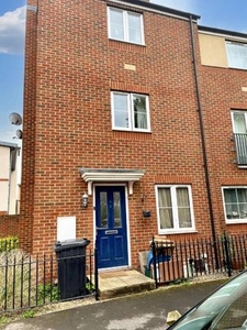 End terrace house to rent in Longhorn Avenue, Gloucester GL1