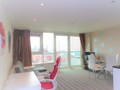 Flat to rent in Apartment, The Litmus Building, Huntingdon Street, Nottingham NG1