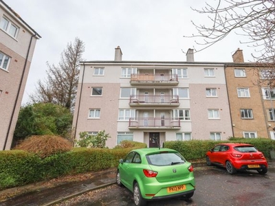 Flat to rent in Banchory Avenue, Glasgow G43