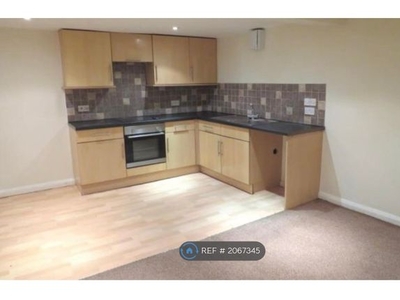 Flat to rent in Bolton Road, Bradford BD2