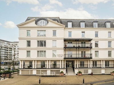 Flat to rent in Carlyle Court, Chelsea Harbour, London SW10