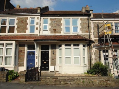 Flat to rent in Church Road, Horfield, Bristol BS7