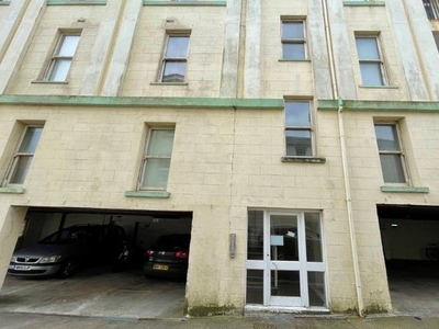 Flat to rent in Clarence Terrace, Douglas, Isle Of Man IM2