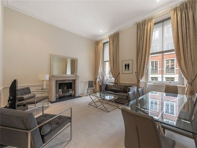 Flat to rent in Curzon Square, Mayfair, London W1J