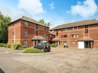 Flat to rent in Didcot, Oxfordshire OX11