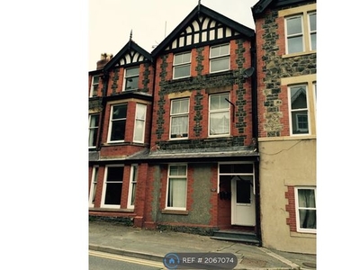 Flat to rent in Grenville House, Penmaenmawr LL34