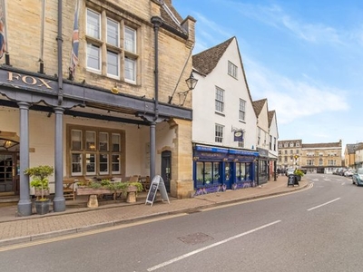 Flat to rent in Market Place, Tetbury, Gloucestershire GL8