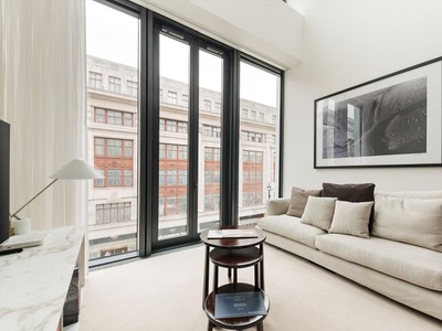 Flat to rent in North Row, Mayfair, London W1K