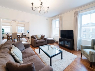 Flat to rent in Onslow Gardens, South Kensington, London SW7