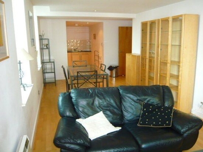 Flat to rent in Park House Apartments, Leeds LS1