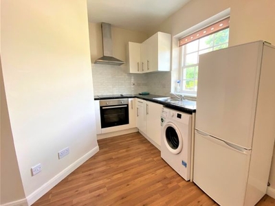 Flat to rent in Red Lion High Street, Colnbrook, Slough, Berkshire SL3