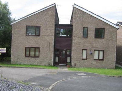 Flat to rent in Rushey Field, Bromley Cross, Bolton, Lancs BL7