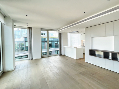 Flat to rent in South Bank Tower, London SE1