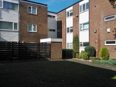 Flat to rent in Villa Court, Telford, Madeley TF7