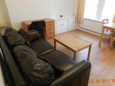 Property to rent in Allensbank Road, Heath, Cardiff CF14