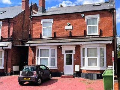 Property to rent in Chester Road North, Kidderminster DY10