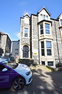 Property to rent in St. Andrews Crescent, Cardiff CF10