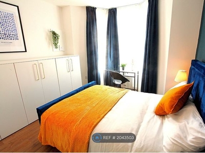 Room to rent in Bury Road, Southport PR8