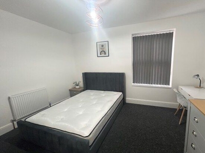 Room to rent in Dulverton Road, Leicester LE3