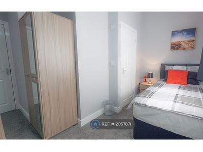 Room to rent in Queen Marys Road, Doncaster DN11