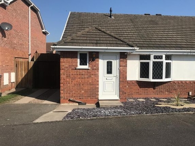 Semi-detached bungalow to rent in Baskeyfield Close, Lichfield WS14