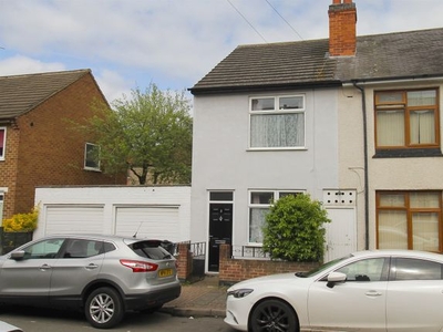 Semi-detached house to rent in Alfred Street, Loughborough LE11