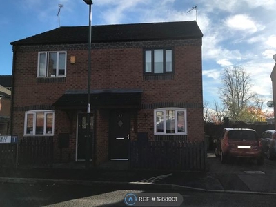 Semi-detached house to rent in Bennett Street, Nottingham NG3