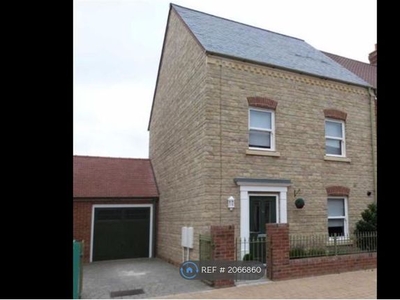 Semi-detached house to rent in Fernacre Road, Swindon SN1