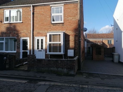 Semi-detached house to rent in Kidgate, Louth LN11