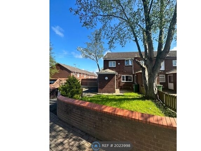 Semi-detached house to rent in Meadow Lane, Birkenhead CH42