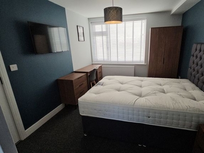 Shared accommodation to rent in Chorley Road( En-Suite Rooms), Manchester M27