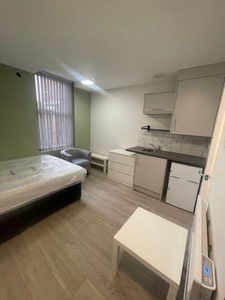 Studio to rent in Walsgrave Road, Coventry CV2