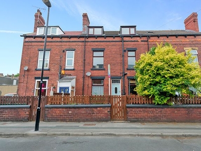 Terraced house to rent in 17 Grosmont Terrace Bramley, Leeds, West Yorkshire LS13