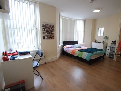 Terraced house to rent in Colum Road, Cathays, Cardiff CF10