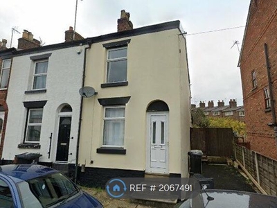 Terraced house to rent in Crossall Street, Macclesfield SK11